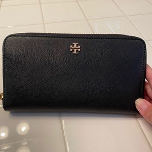 Tory Burch Black Wallet